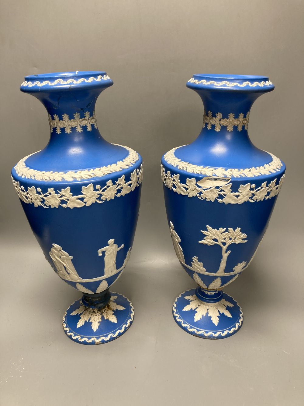 A pair of 19th century Dudson Bros blue jasper vases, height 38cm